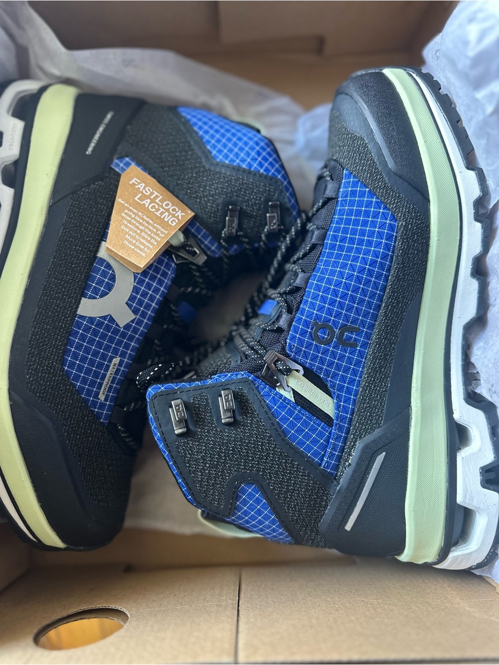 Cloudalpine Waterproof Shoes in Cobalt & Lime